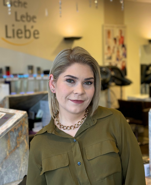 Laura Bechtel
